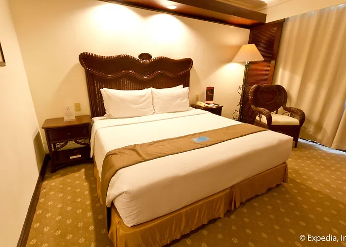 Waterfront Airport And Casino 4* Lapu-Lapu City