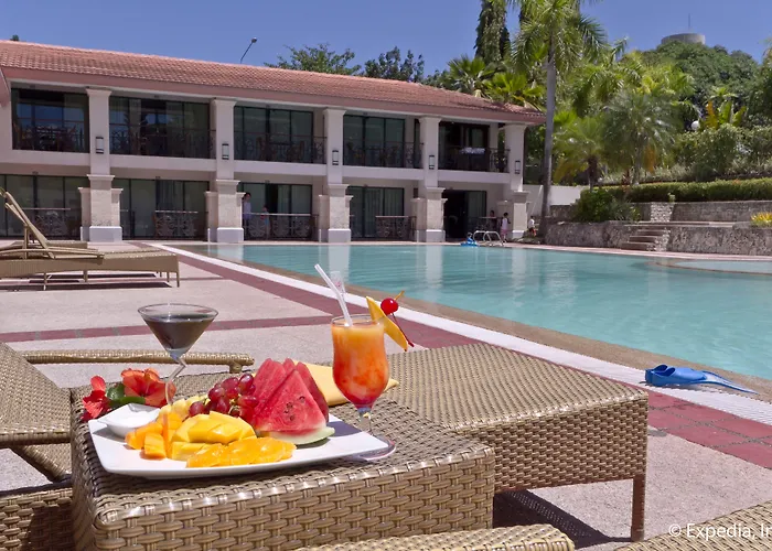 Hotel Waterfront Airport And Casino Lapu-Lapu City