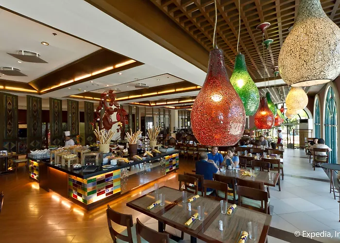 Hotel Waterfront Airport And Casino 4*