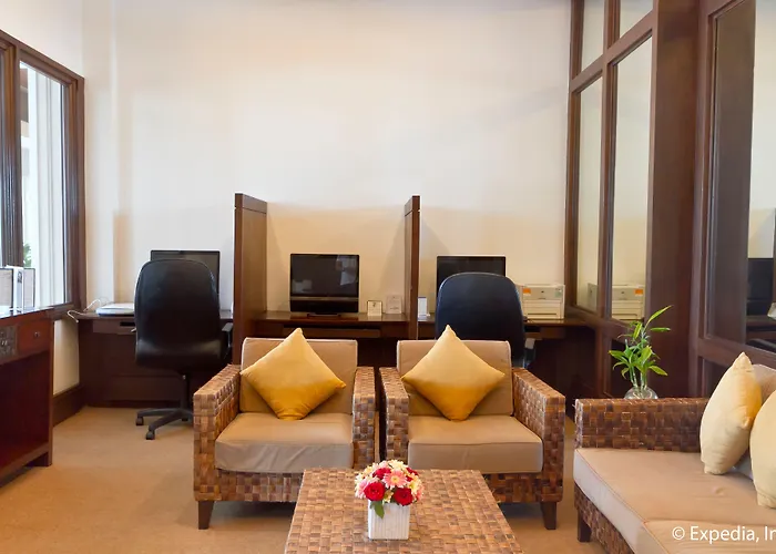 Waterfront Airport And Casino 4* Lapu-Lapu City