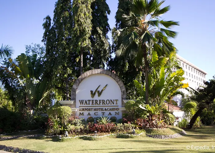 Waterfront Airport And Casino Lapu-Lapu City